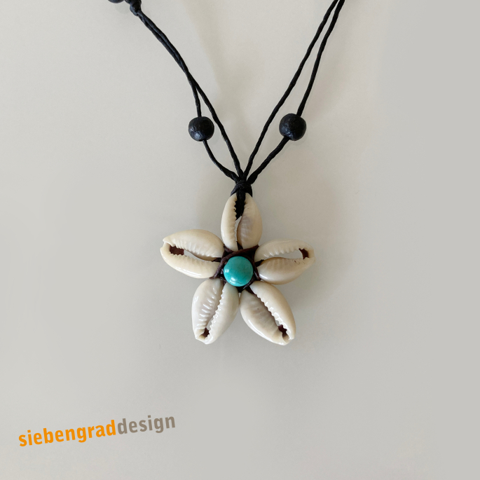 Muschel Kette - Blume - Kauri Muscheln - türkis