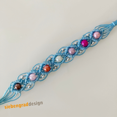 Perlen Armband - gewachstes Baumwollband + Perlen - hellblau - SPB